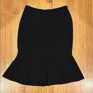 The Limited Elegant Black Women's Skirt Size 4
